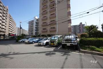 敷地内駐車場（屋外平面式）