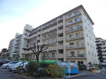 コープ野村第2伊丹D棟の外観（北西側から）