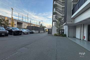 敷地内駐車場（屋外平面式）