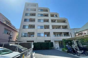 クレストフォルム大井町サウステラスの外観（東側から）