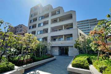 クレストフォルム大井町サウステラスの外観（北東側から）　