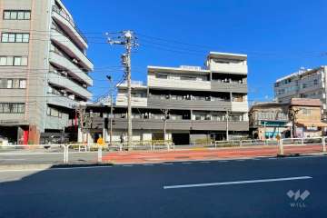 スカイコート品川パークサイド３の外観（南側から）