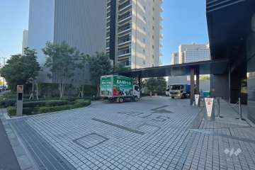 駐車場の出入り口