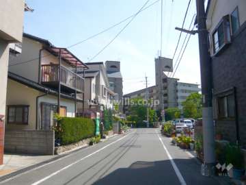 周辺の街並み