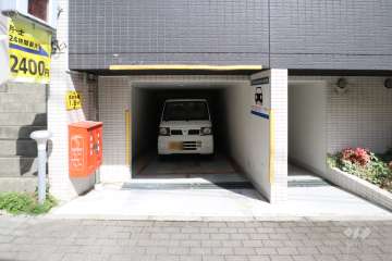 敷地内駐車場（屋内平面式）