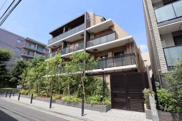 オープンレジデンシア大井町ゼームス坂の外観(東側から)