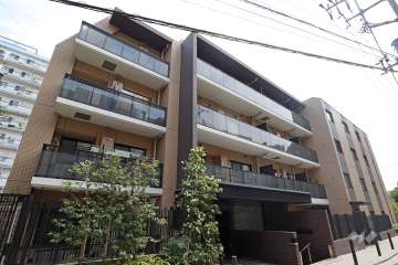 オープンレジデンシア大井町ゼームス坂の外観(南東側から)