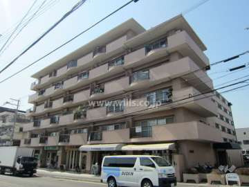 あぜりあサンハイツの外観（北東側から）