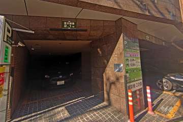 敷地内駐車場（屋内平面式）