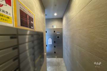 共用ポストと宅配ボックス