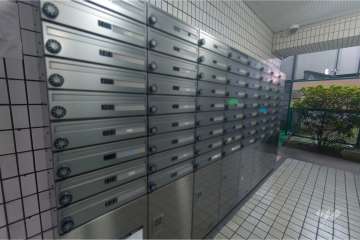 宅配ボックスと共用ポスト