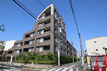 ディアナコート碑文谷イーストアベニューの外観(南西側から)