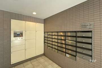 宅配ボックスと共用ポスト