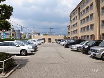 敷地内駐車場（平面式）