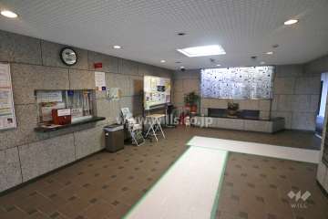 エントランスホール