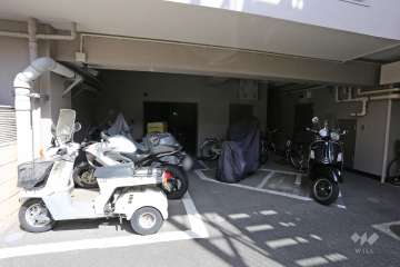 バイク置場