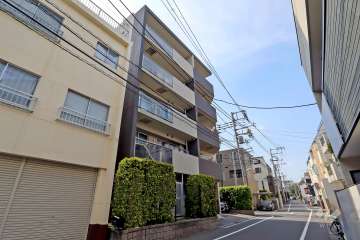 ランドステージ碑文谷イーストの外観（東側から）