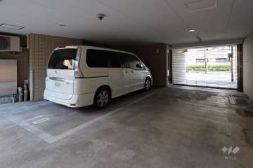 敷地内駐車場（屋内平面式）
