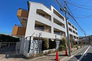 目黒諏訪山パークハウスの外観（南西側から）