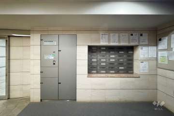 宅配ボックスと共用ポスト　