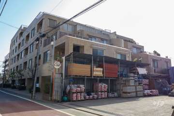 ビラハイツ学芸大学の外観(北東側から)