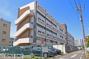 目黒セントラルマンションの外観(北東側から)