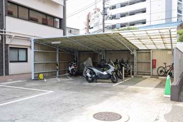 バイク置き場