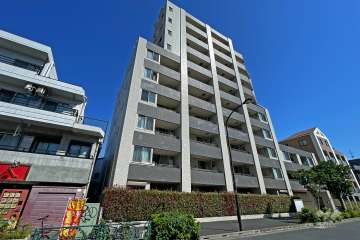 アトラス目黒本町の外観（南西側から）