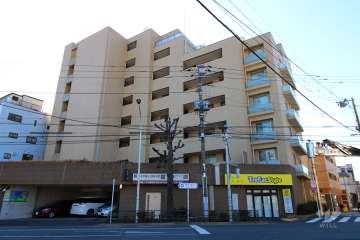 アルス学芸大学鷹番館の外観（北西側から）