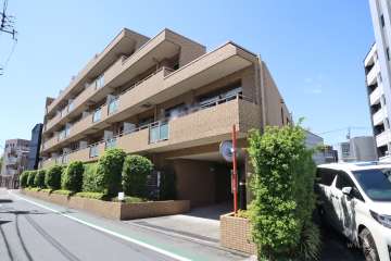 ソフィア学芸大学の外観(北東側から)
