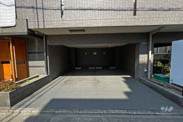 敷地内駐車場（屋内平面式）