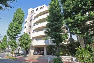 東急ドエルアルス目黒青葉台の外観(西側から)