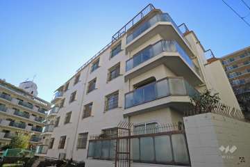 パレブラン宝塚の外観（北側から）