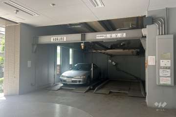 敷地内駐車場（屋内機械式）