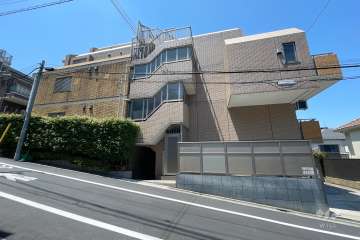 ガーラヒルズ目黒東山の外観（東側から）