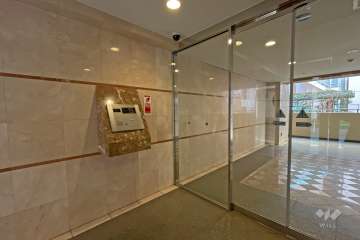 エントランスはオートロック付きです。