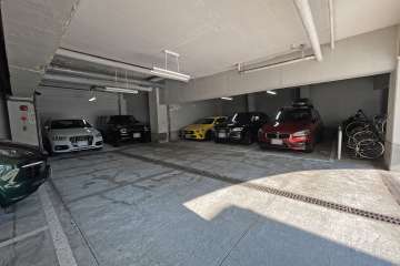 敷地内駐車場（屋内平面式）