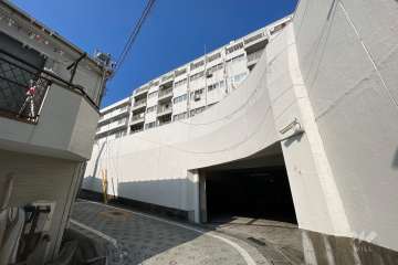 シャトー代官山の外観(南側から）