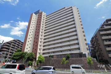 松見坂武蔵野マンションの外観(西側から)