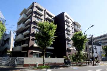 藤和駒場コープの外観(北東側から)