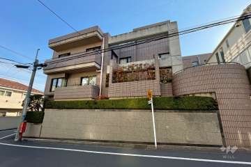 グランフォルム祐天寺の外観（南西側から）