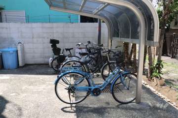駐輪場（屋根あり）