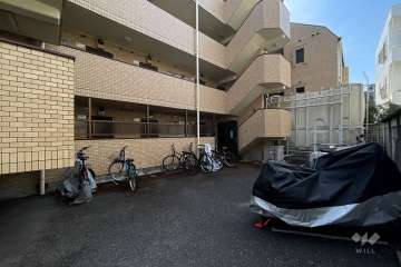 駐輪場、バイク置場