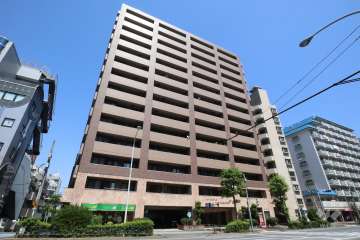 マイキャッスル中目黒３の外観（北西側から）