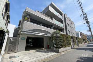 ワールドパレス学芸大学2の外観（西側から）　