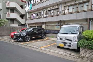 敷地内駐車場（屋外平面式）