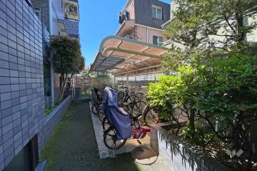 駐輪場（屋根付き）