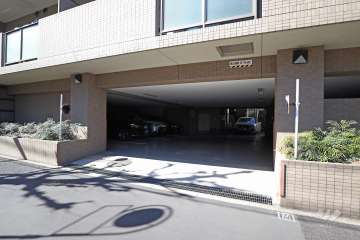 敷地内駐車場（屋内平面式）