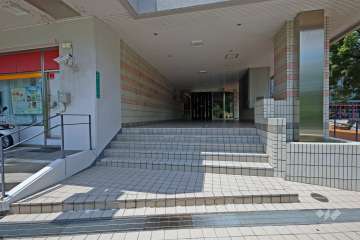 エントランスアプローチ