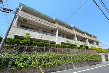 藤和目黒八雲ホームズの外観（南西側から）